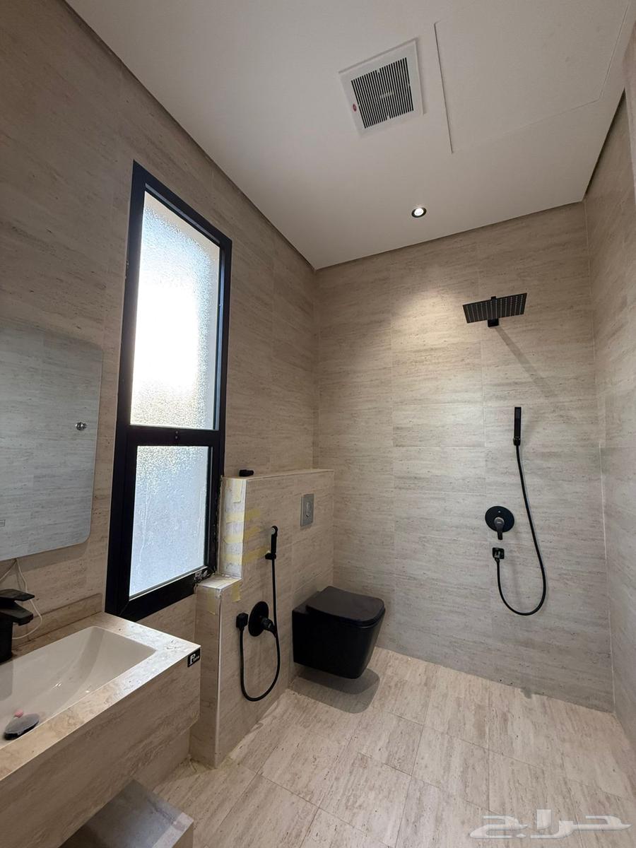 6 bedroom villa in Al Mahdiyyah 14