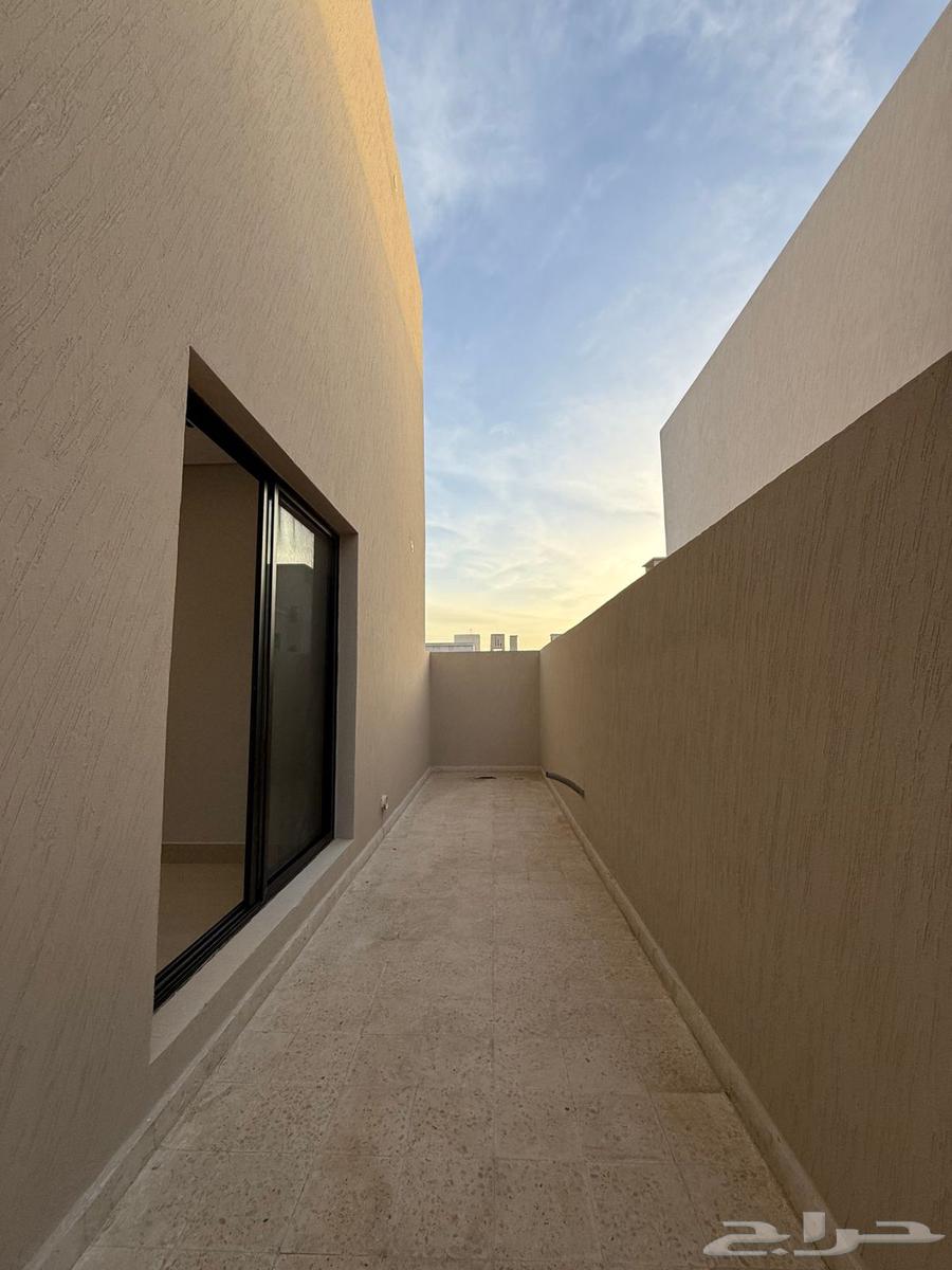 6 bedroom villa in Al Mahdiyyah 16