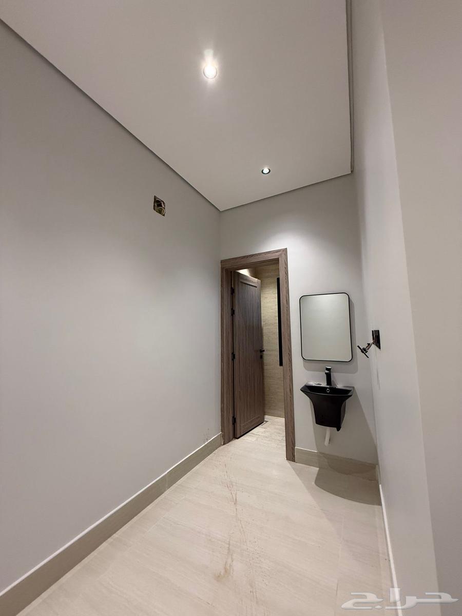 6 bedroom villa in Al Mahdiyyah 24