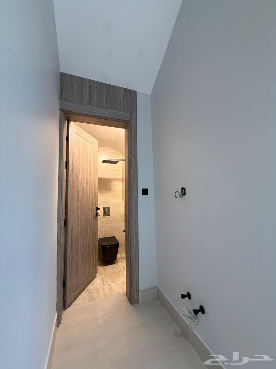 6 bedroom villa in Al Mahdiyyah 10