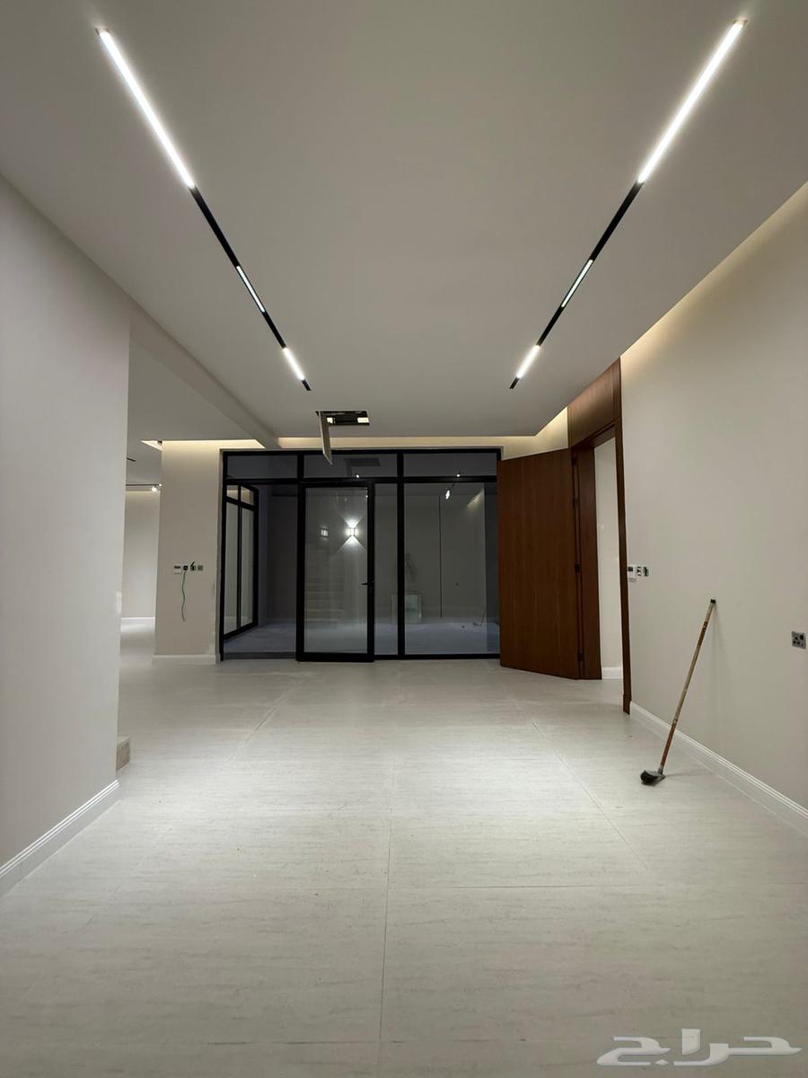 فيلا 6 غرف في المهدية 9