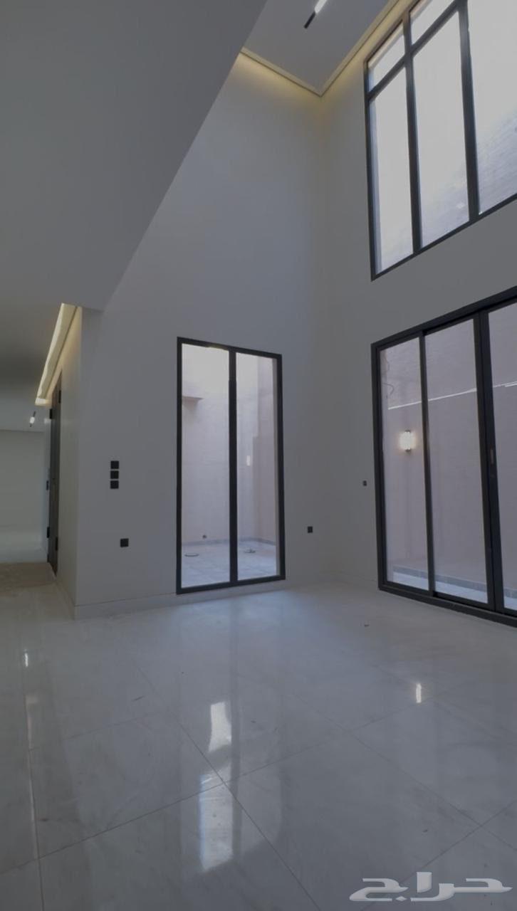 فيلا 4 غرف في ظهرة لبن 10