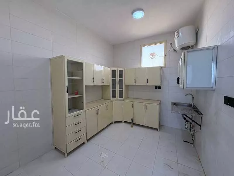 شقة 2 غرف في العزيزية 3