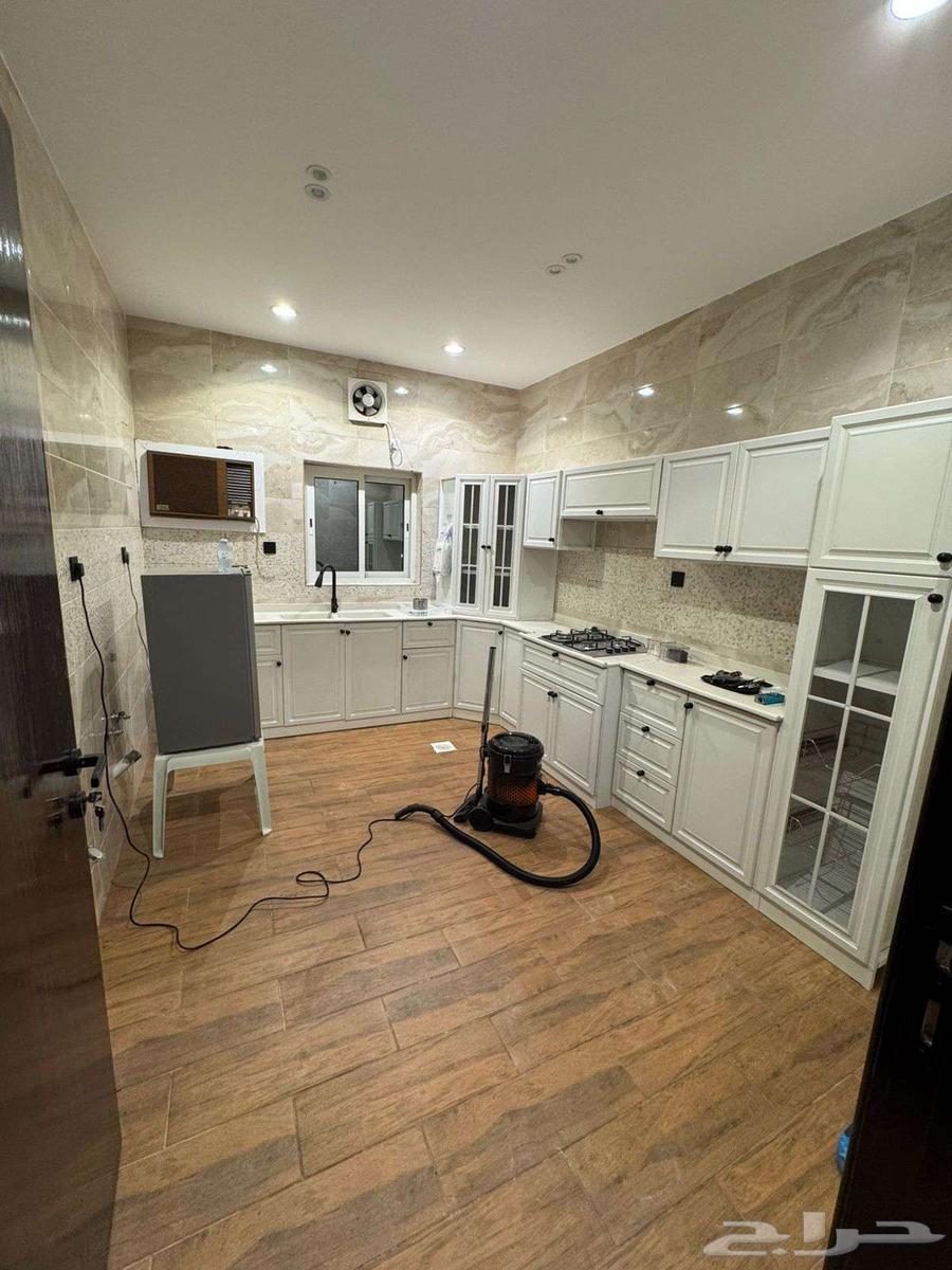 شقة 1 غرف في الفروسية 9