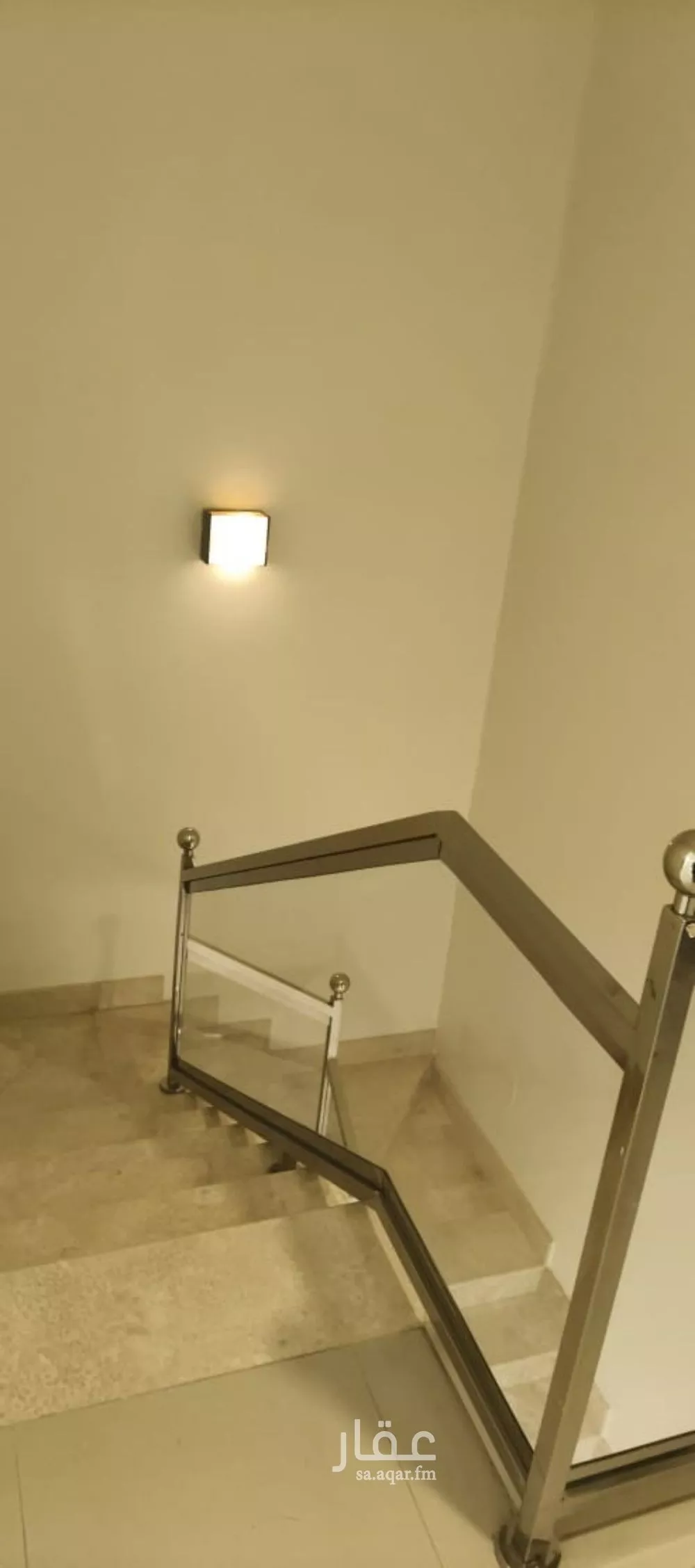 فيلا 4 غرف في العارض 3