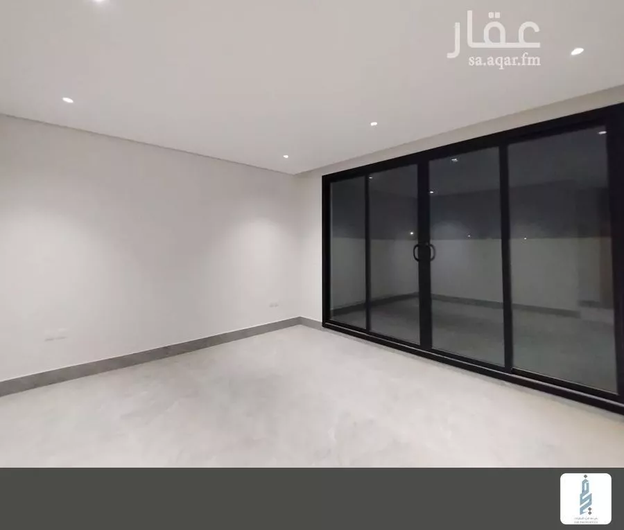 3 bedroom floor in Al Aridh 14