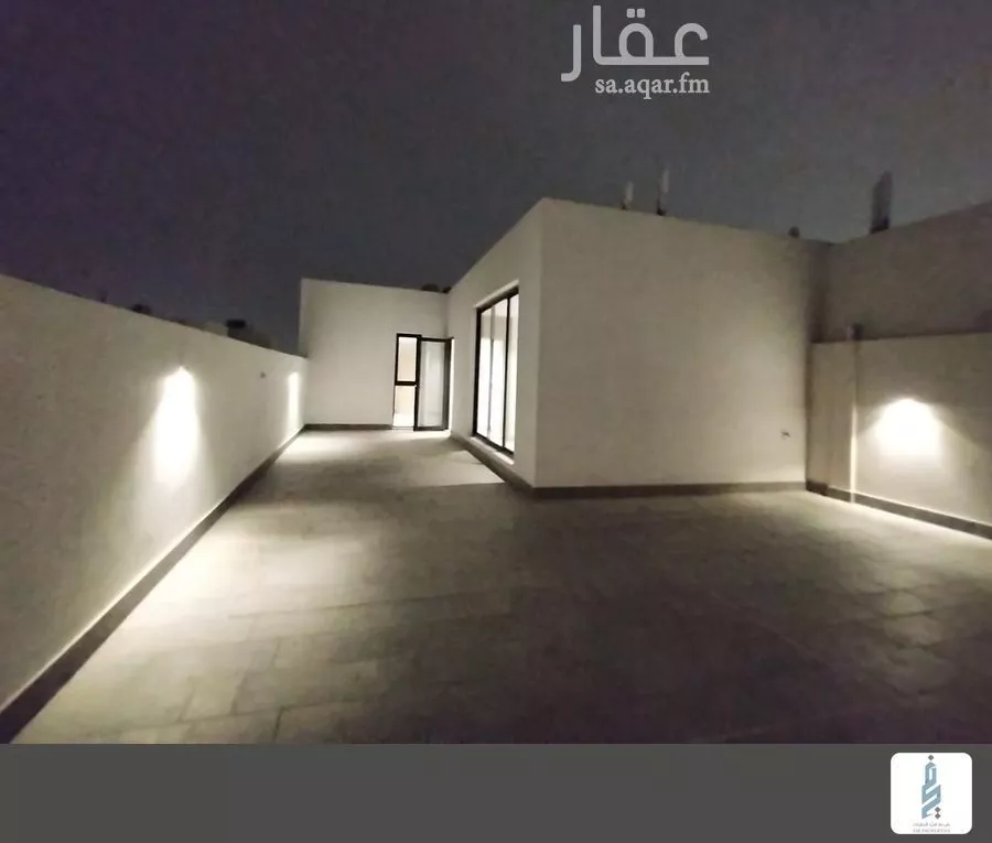 3 bedroom floor in Al Aridh 19