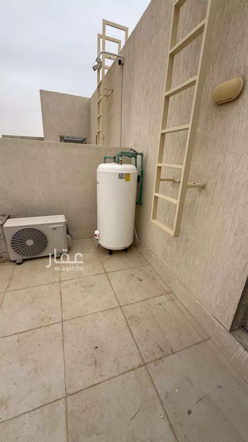 فيلا 5 غرف في النرجس 11