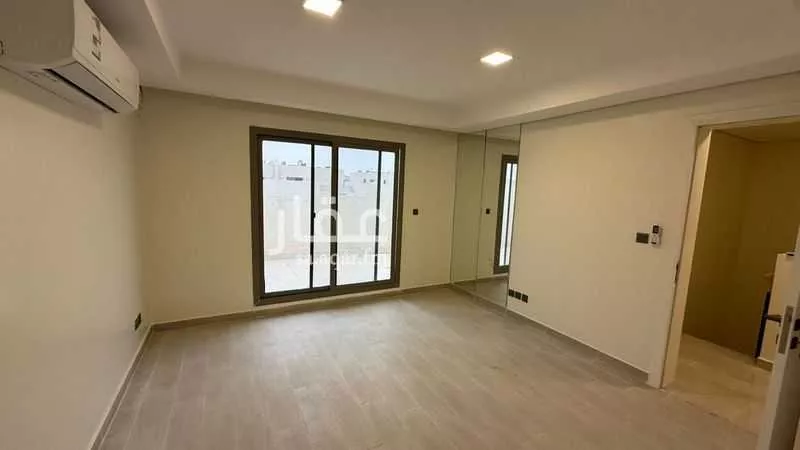 فيلا 5 غرف في النرجس 3