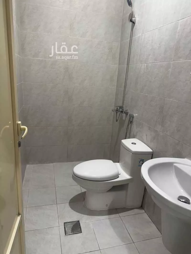 شقة 6 غرف في المزروعية 15