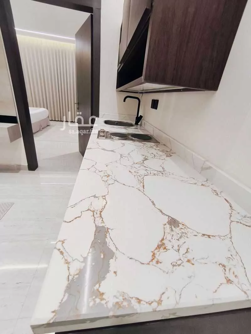 40 bedroom apartment in Al Malaz 42