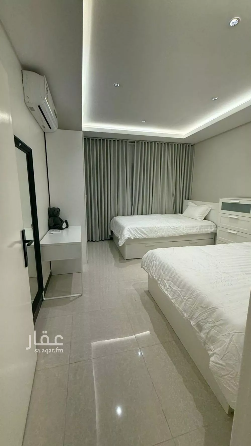 شقة 4 غرف في الملقا 7