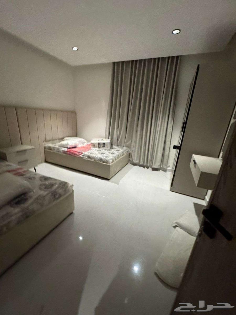 شقة 60 غرف في الروضة 3