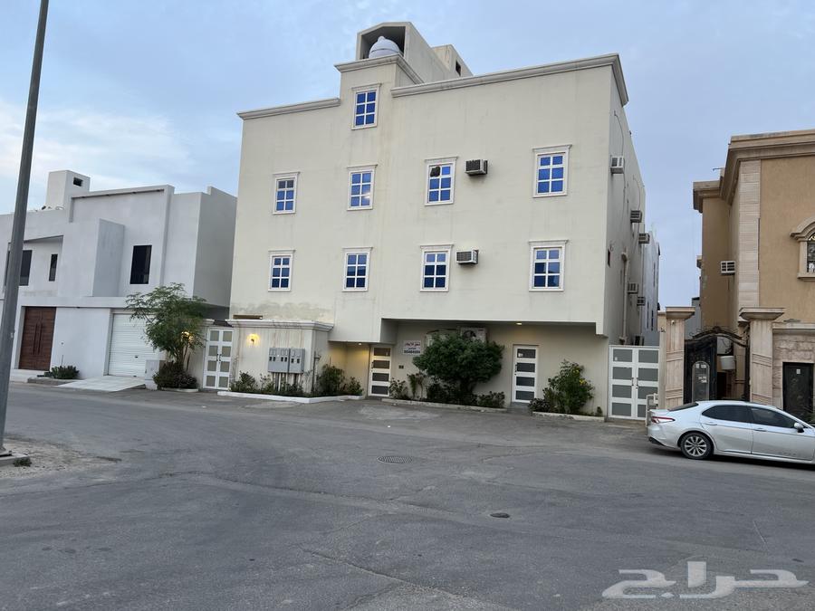 فيلا 5 غرف في العزيزية الثاني 3