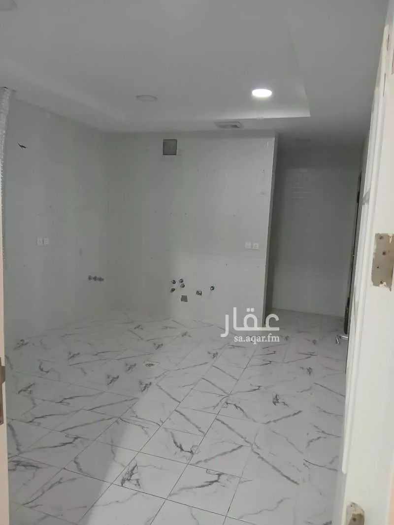 فيلا 6 غرف في ضاحية الملك فهد 3