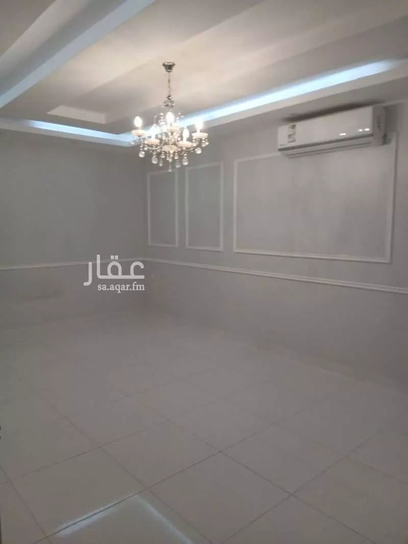 فيلا 6 غرف في ضاحية الملك فهد 4