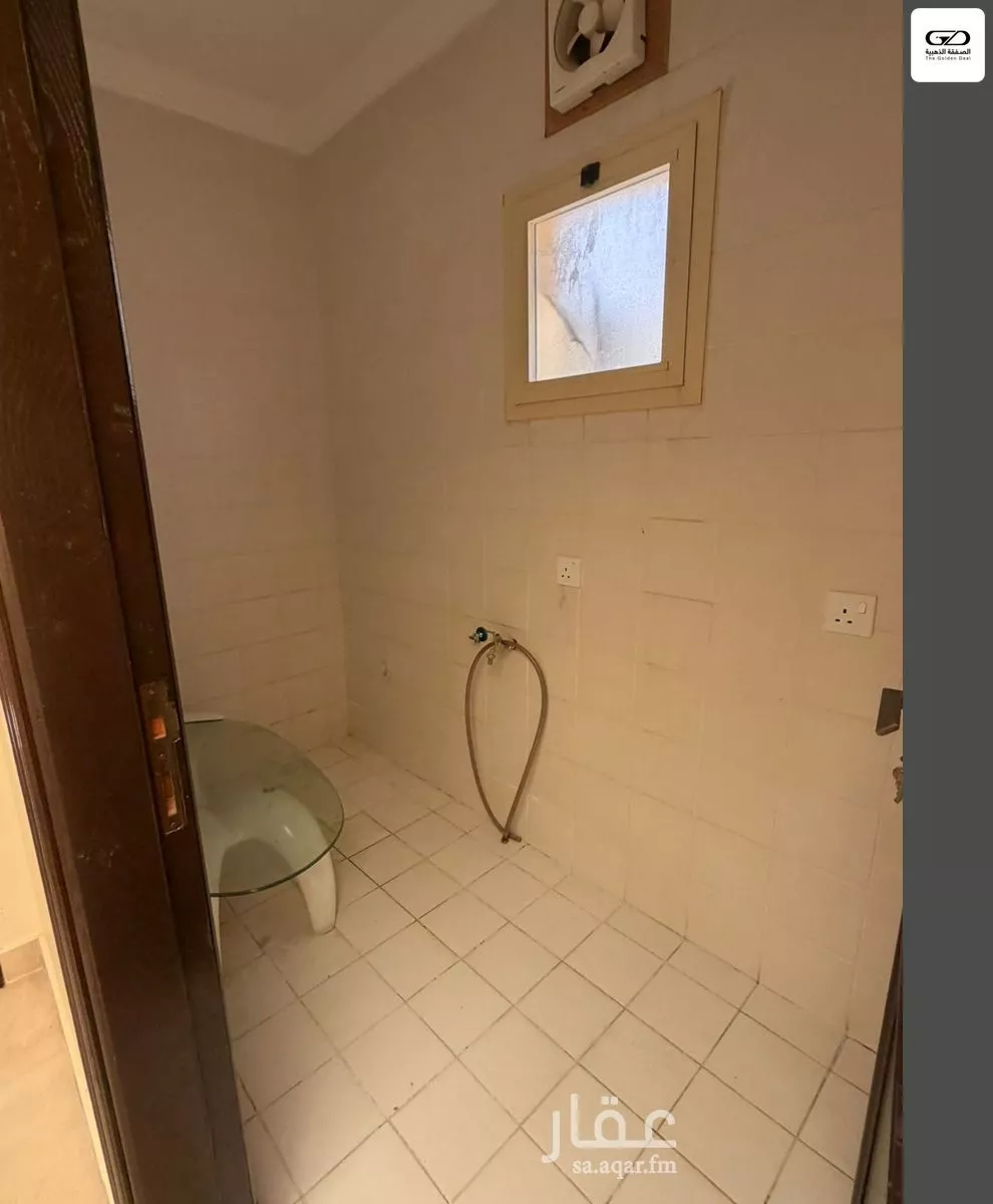 فيلا 4 غرف في الخالدية 6