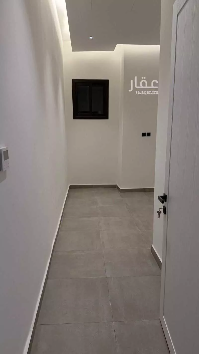 دور 4 غرف في الورود 6