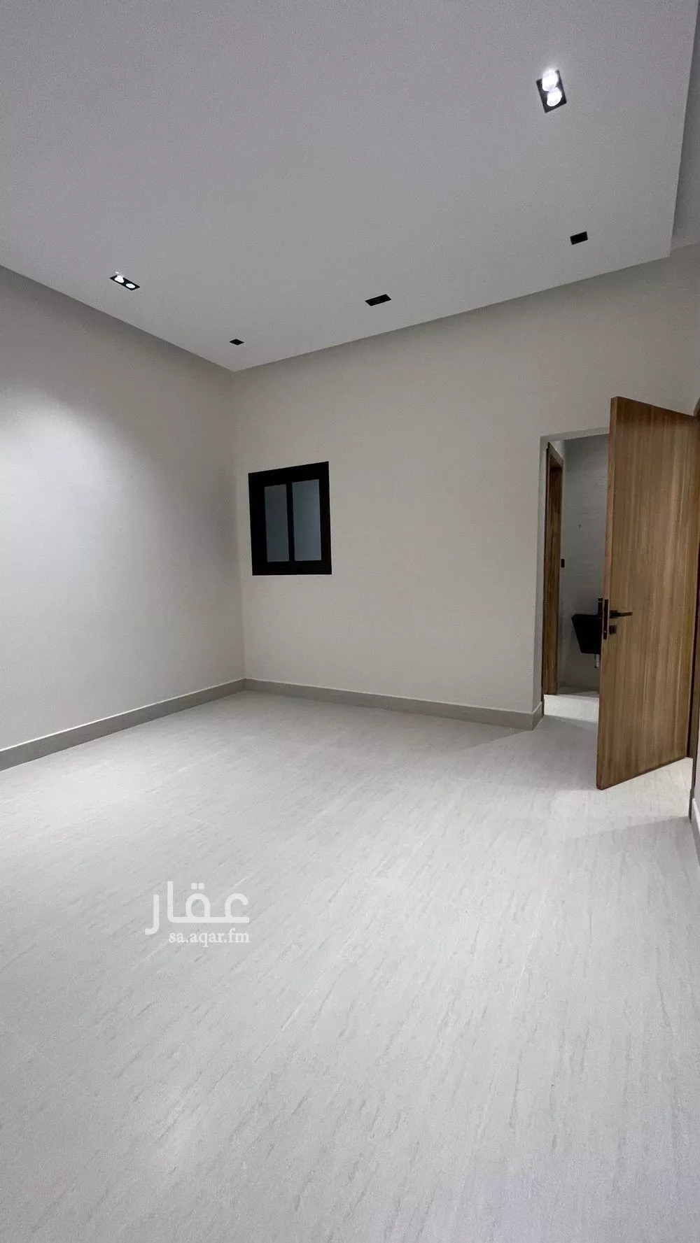 شقة 5 غرف في عكاظ 22