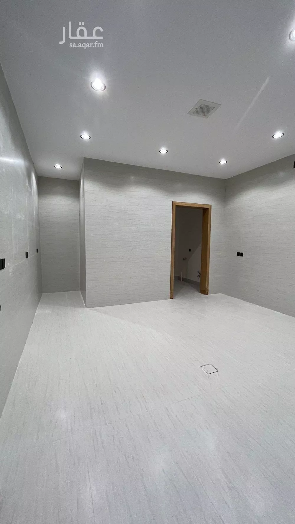 شقة 5 غرف في عكاظ 23