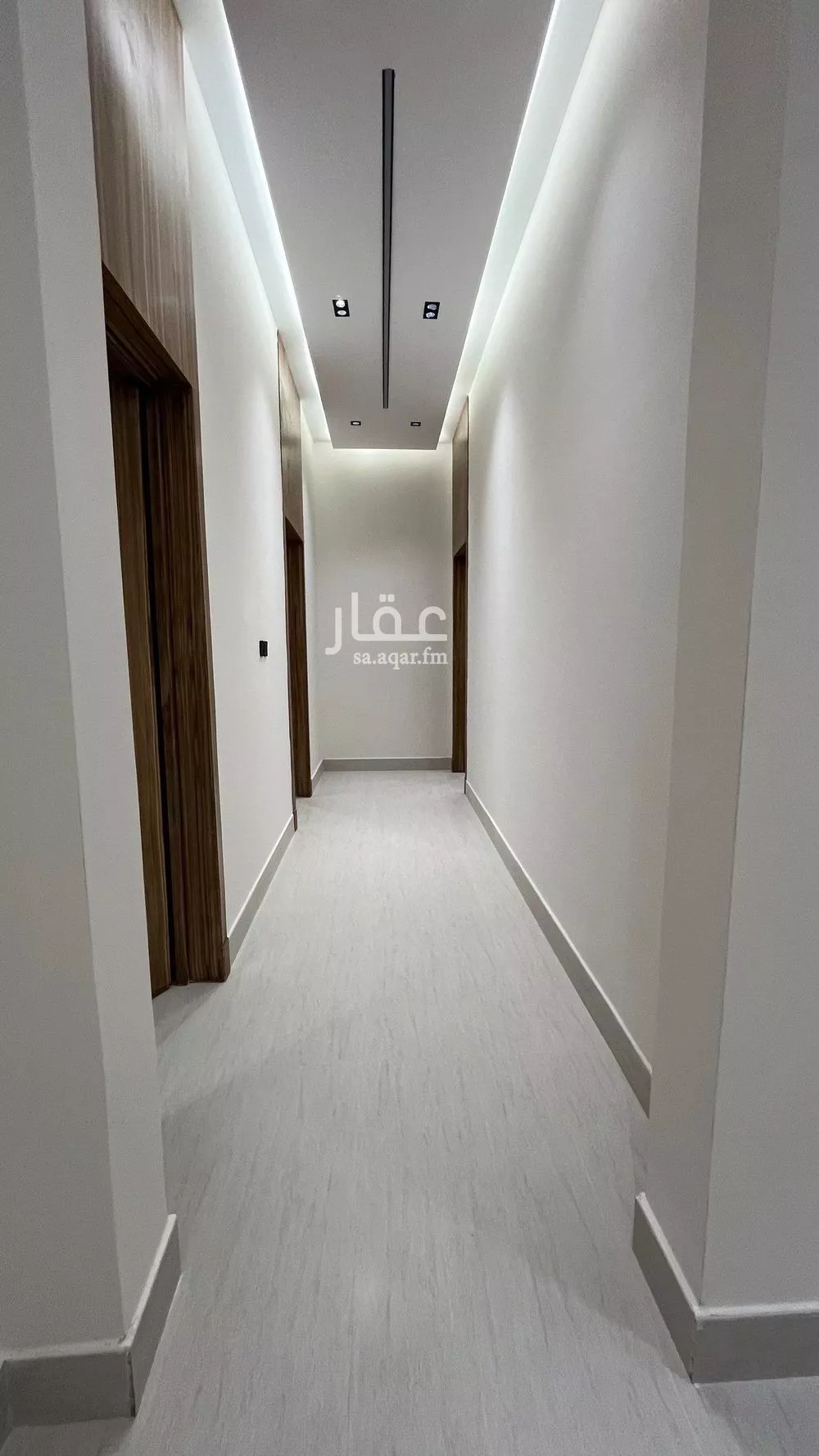 شقة 5 غرف في عكاظ 5