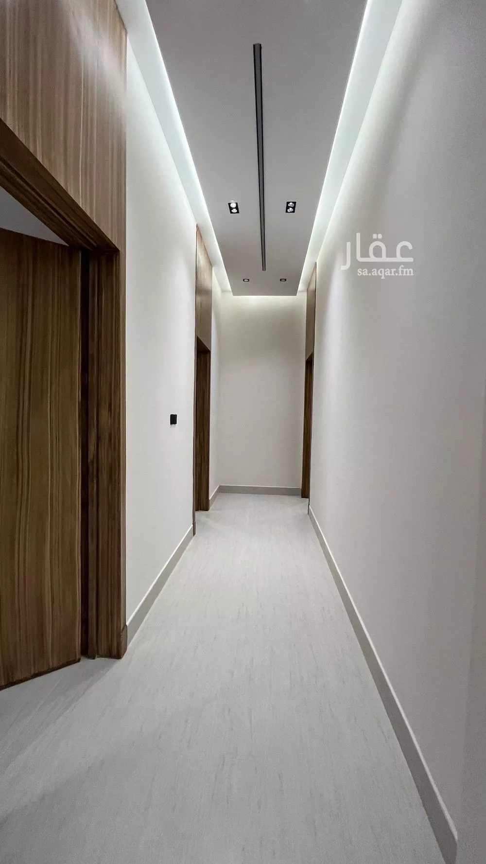 شقة 5 غرف في عكاظ 8