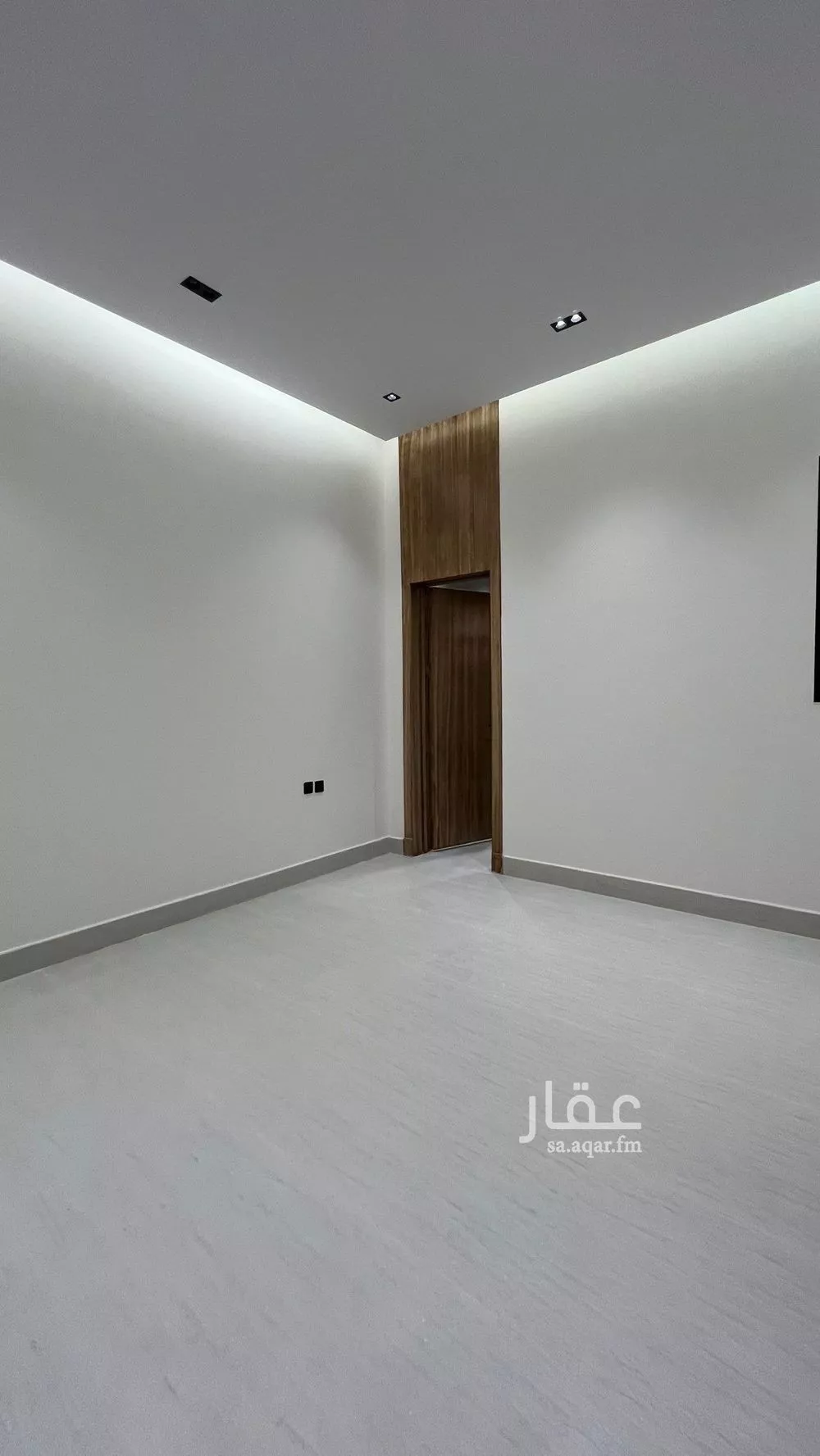 شقة 5 غرف في عكاظ 9