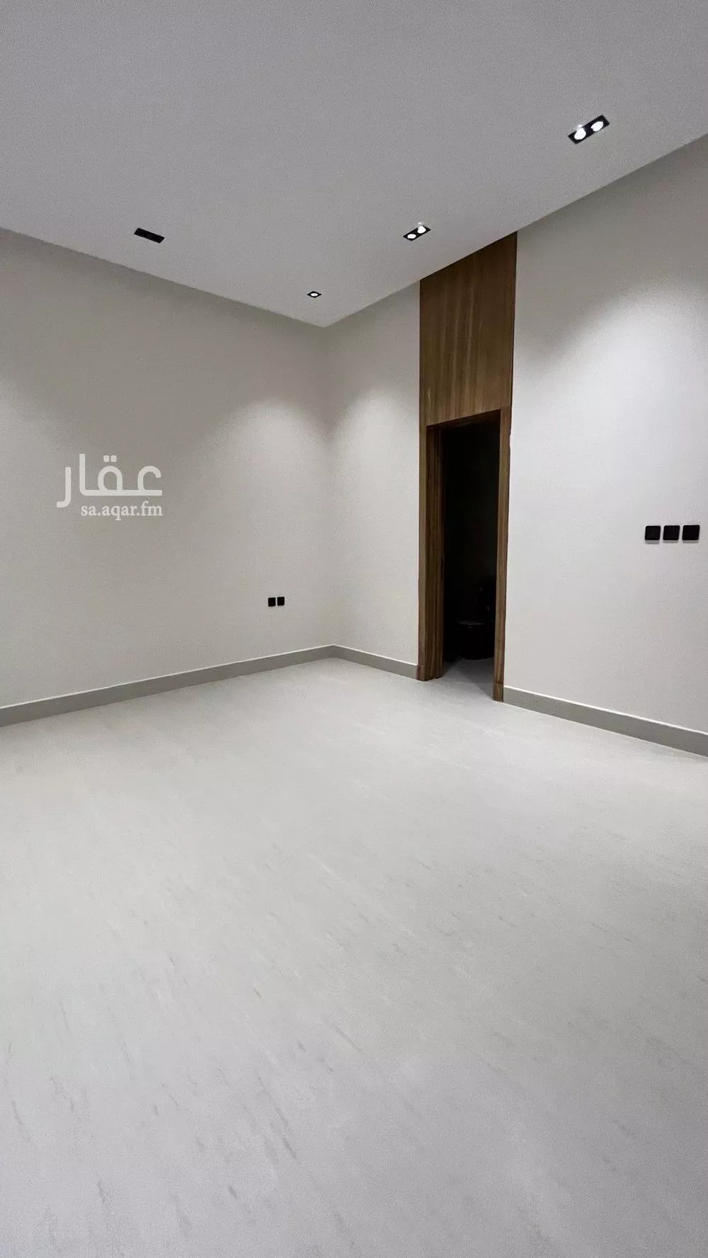 شقة 5 غرف في عكاظ 10