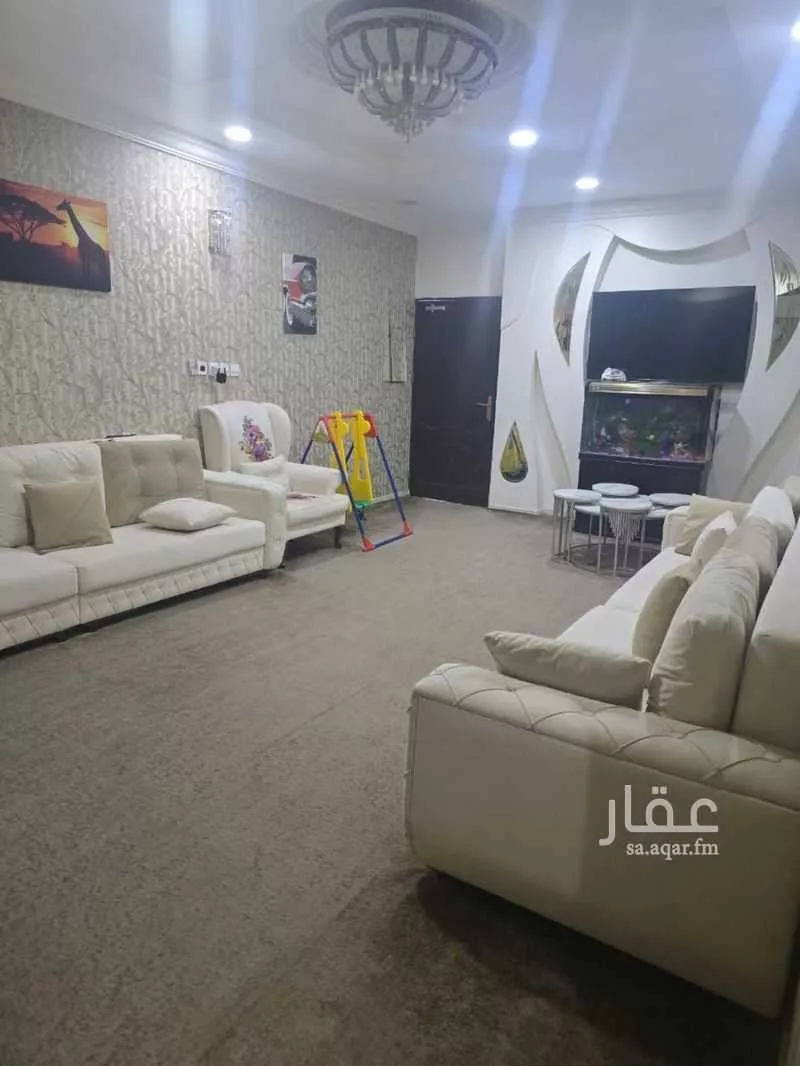 فيلا 6 غرف في القرينة 4