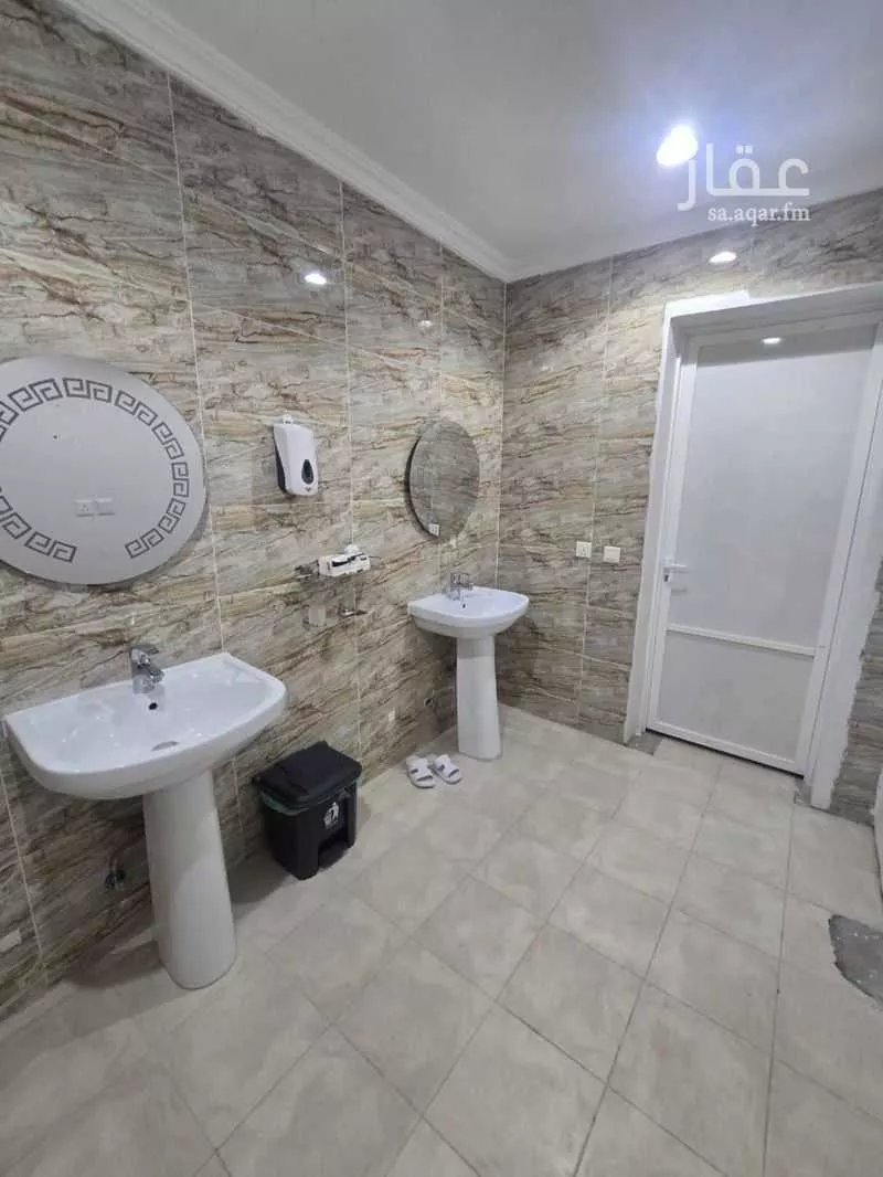 فيلا 6 غرف في القرينة 6