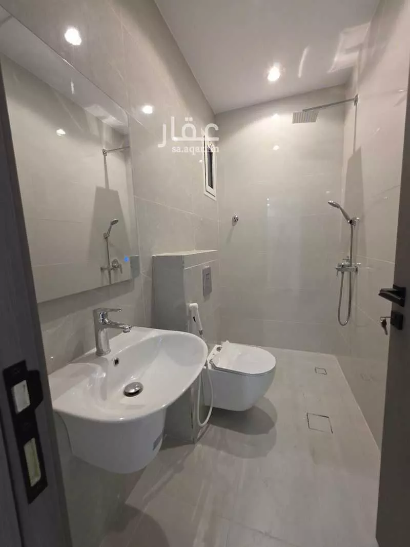 فيلا 11 غرف في الفلاح 16