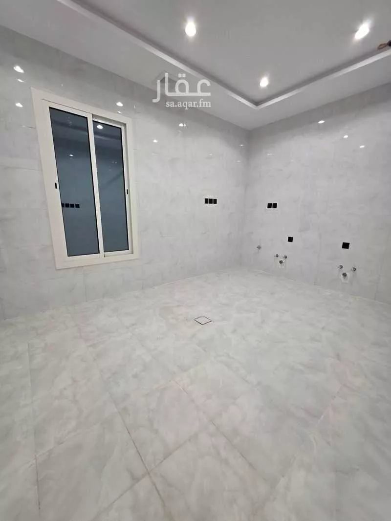 فيلا 11 غرف في الفلاح 25