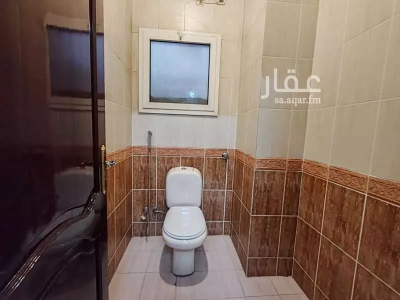 شقة 5 غرف في مسجد الدرع 12