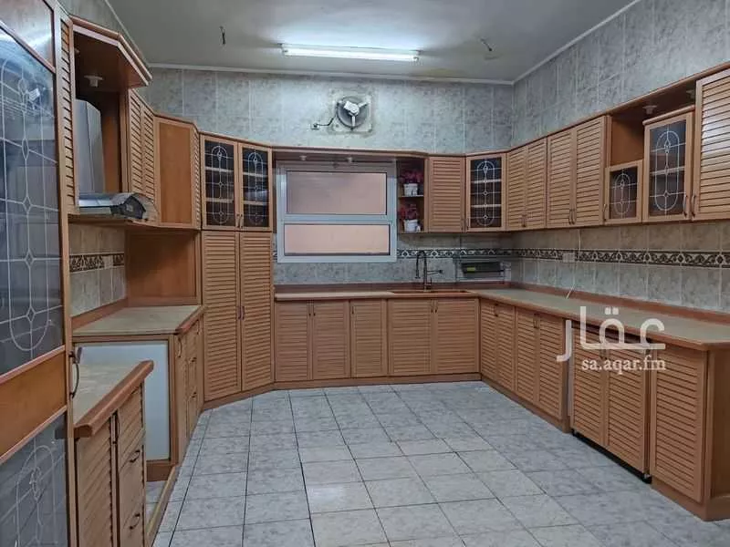 شقة 5 غرف في مسجد الدرع 7