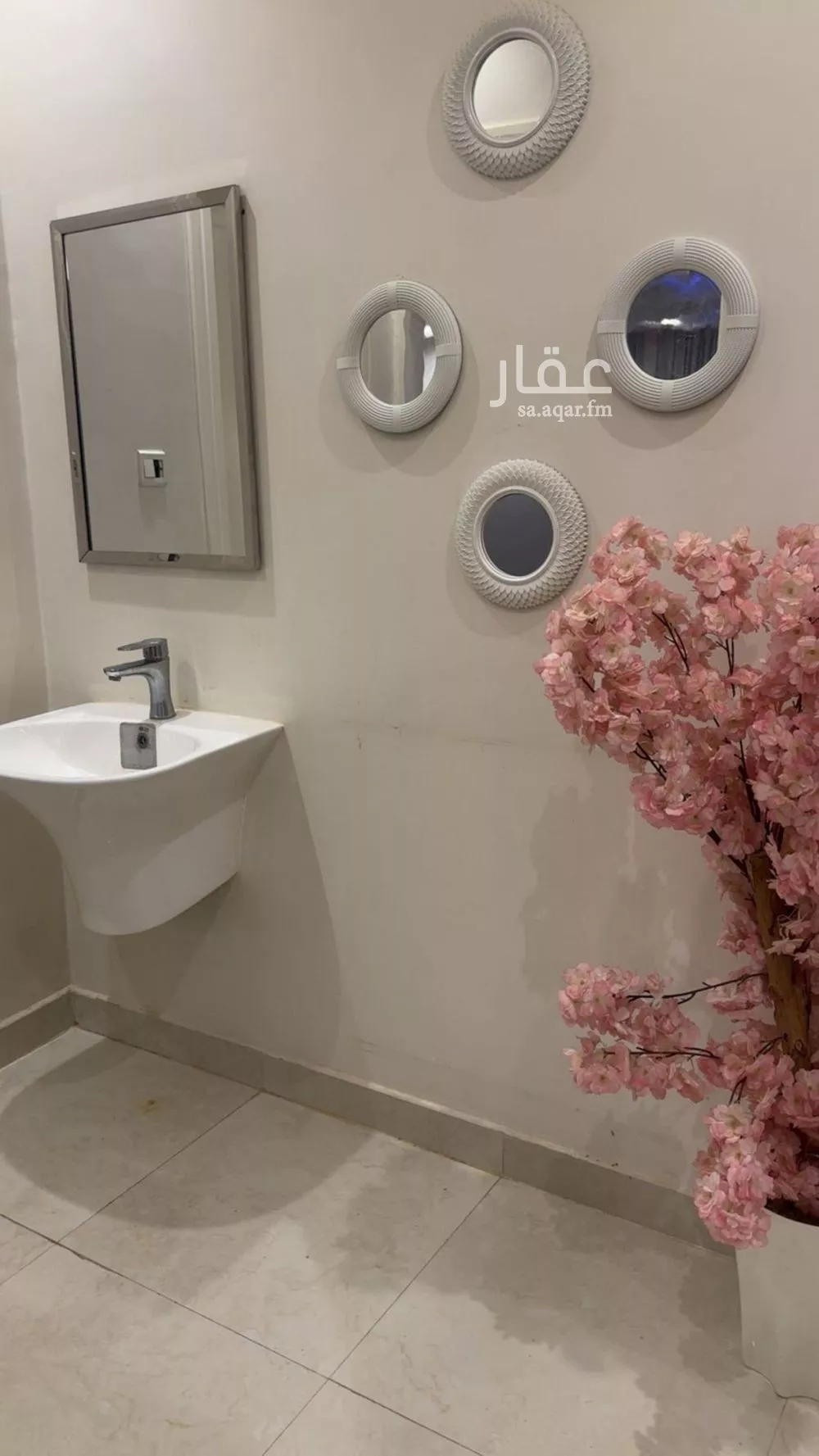 5 bedroom apartment in Dhahrat Laban 13