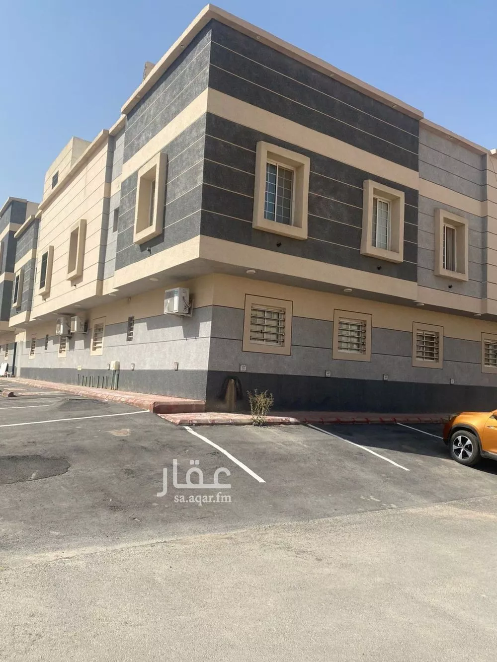 5 bedroom apartment in Dhahrat Laban 5