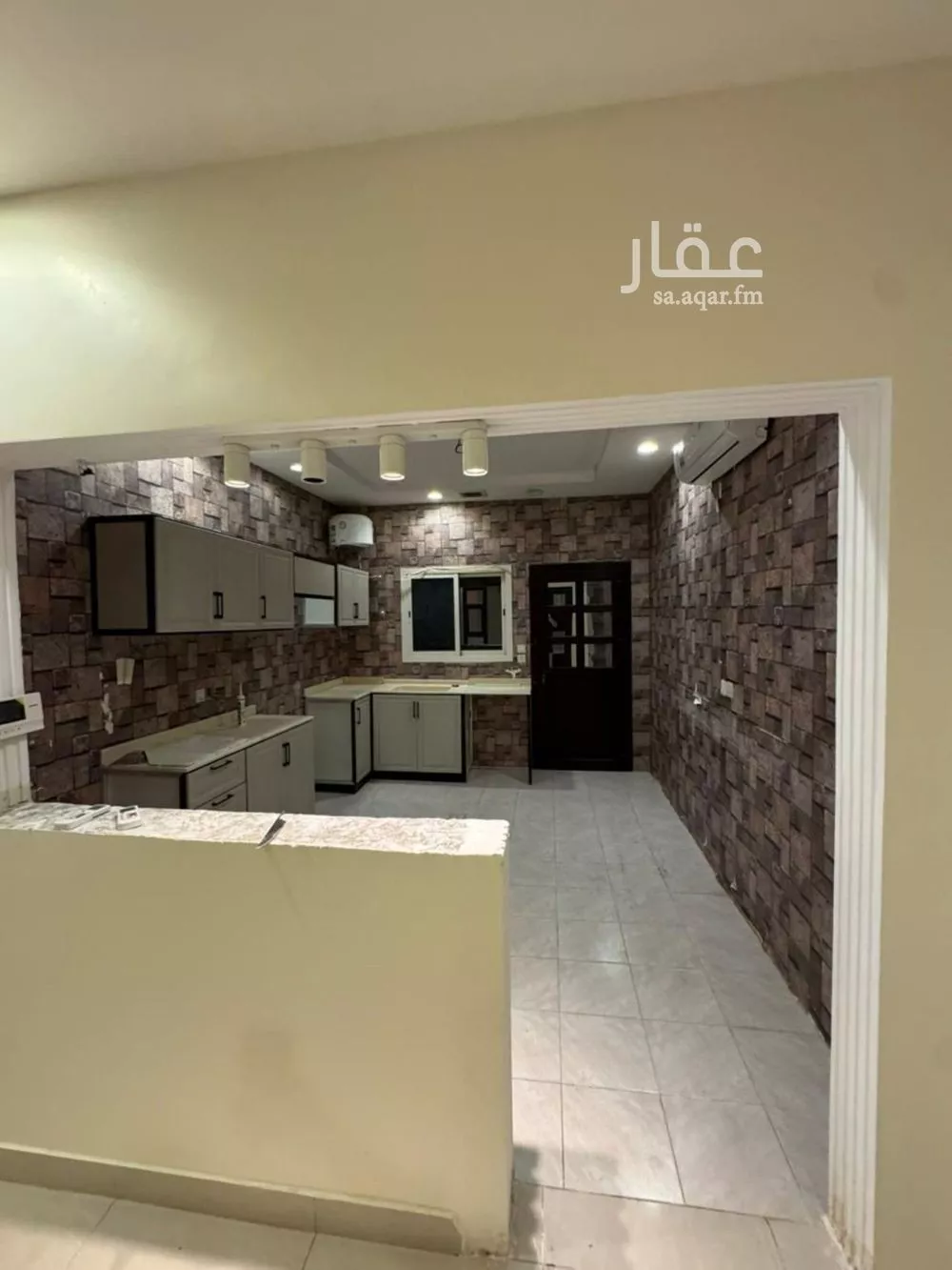 فيلا 5 غرف في الياسمين 7