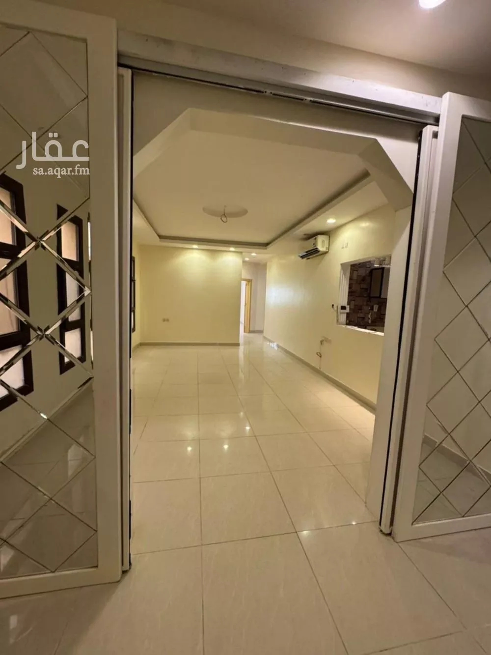 فيلا 5 غرف في الياسمين 10