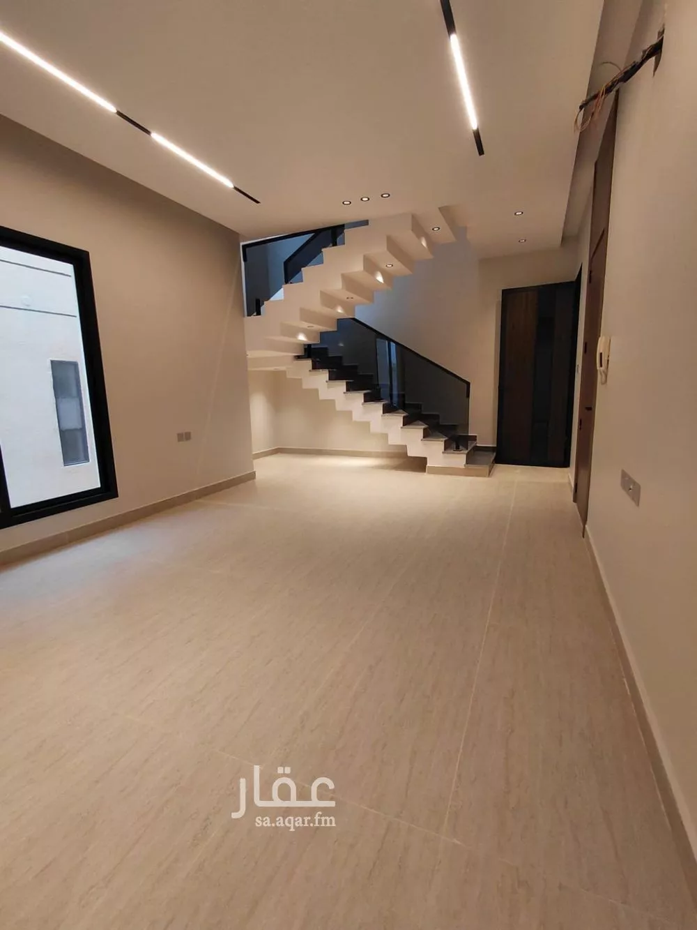 شقة 7 غرف في النظيم 2