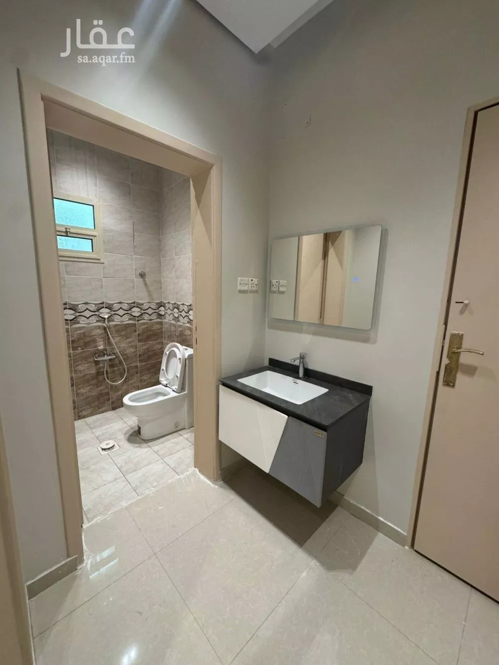 دور 3 غرف في العارض 2