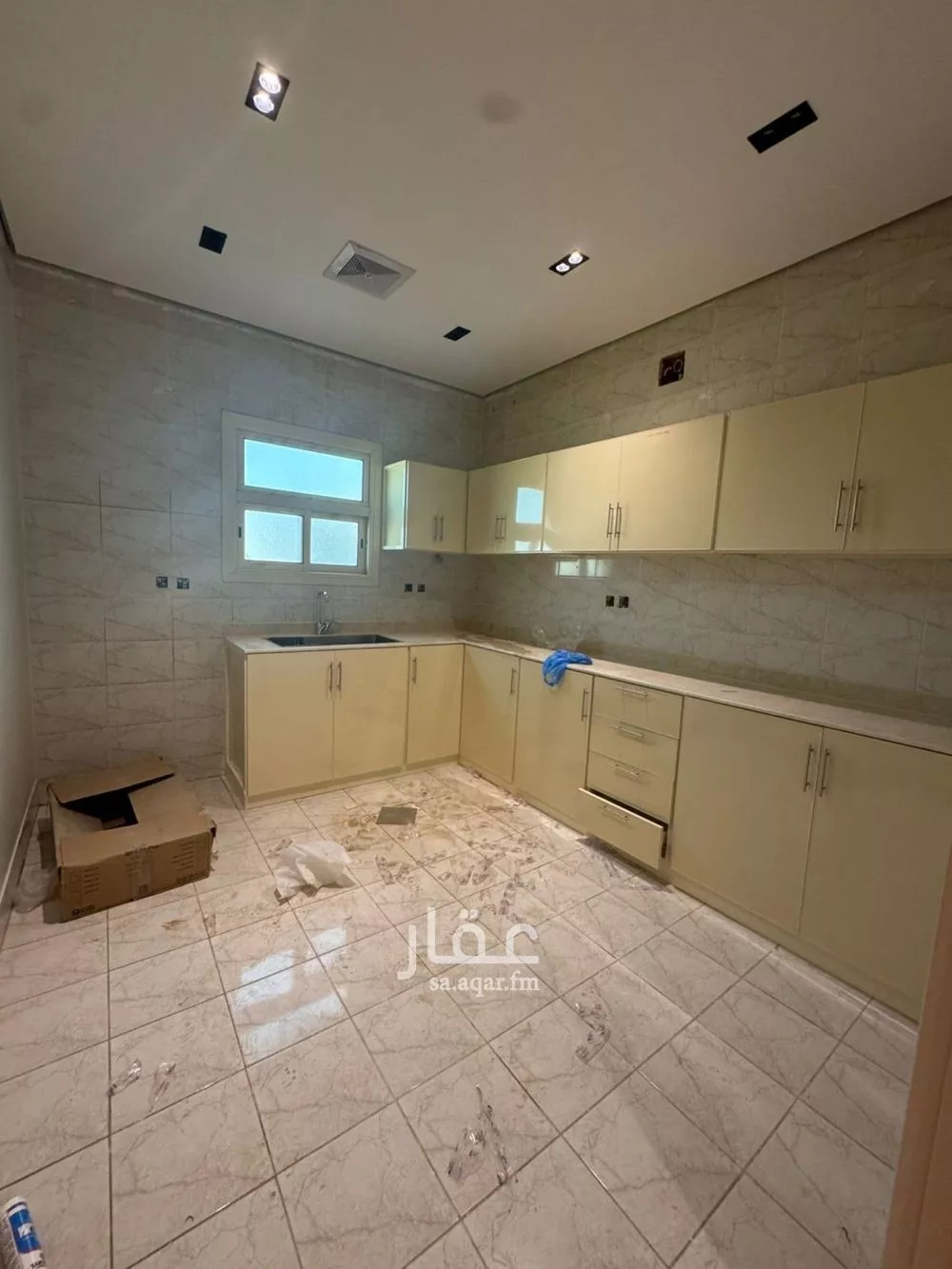 دور 3 غرف في العارض 5