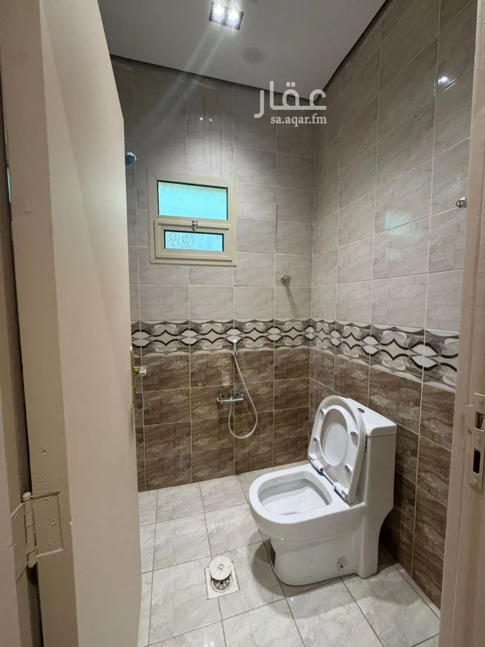 دور 3 غرف في العارض 9