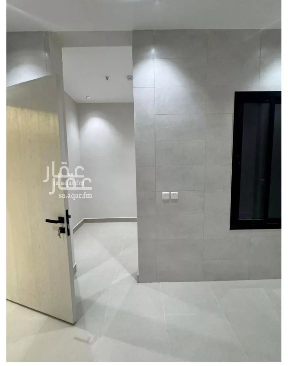 شقة 3 غرف في الرمال 4