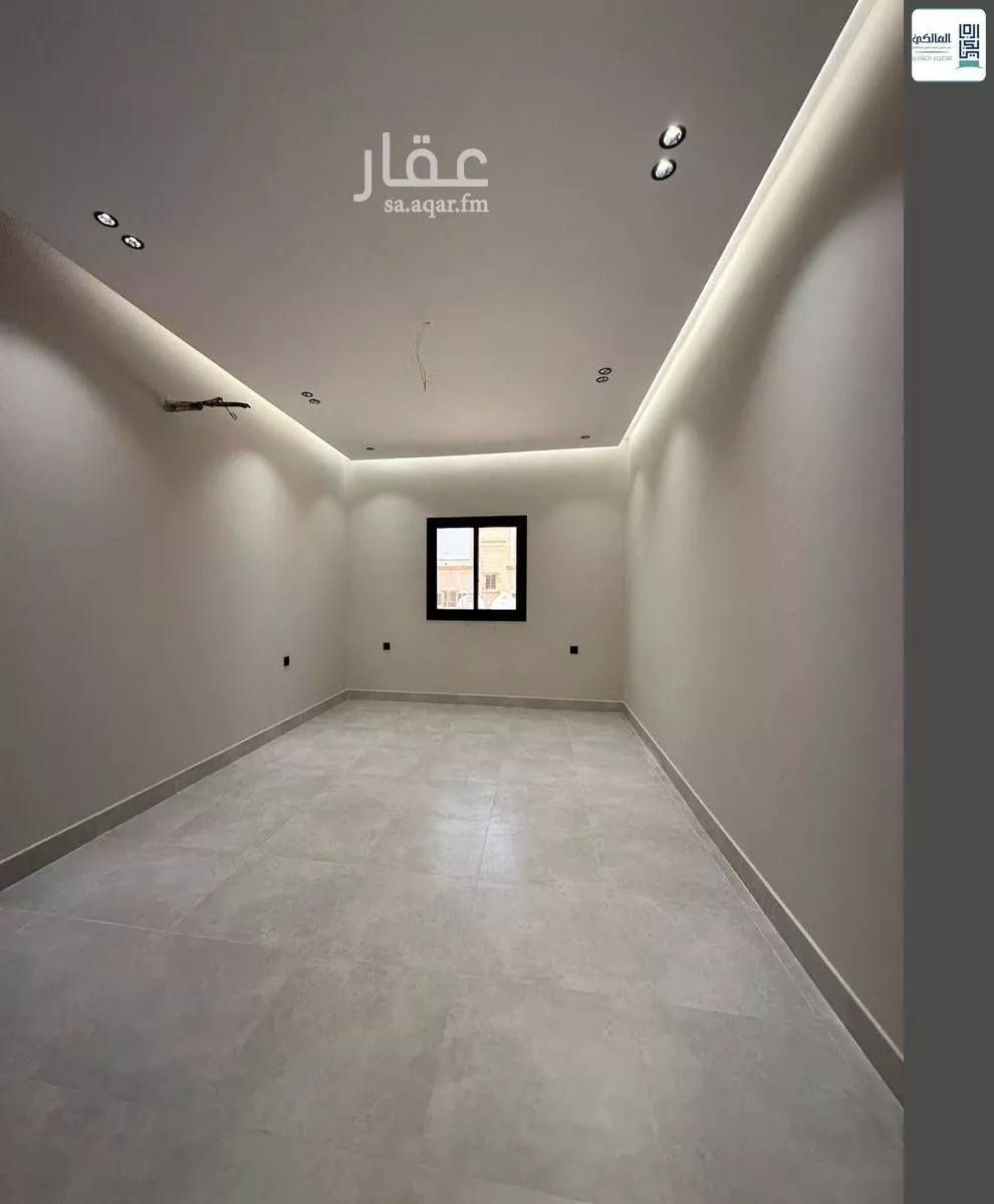 شقة 4 غرف في الروضة 18