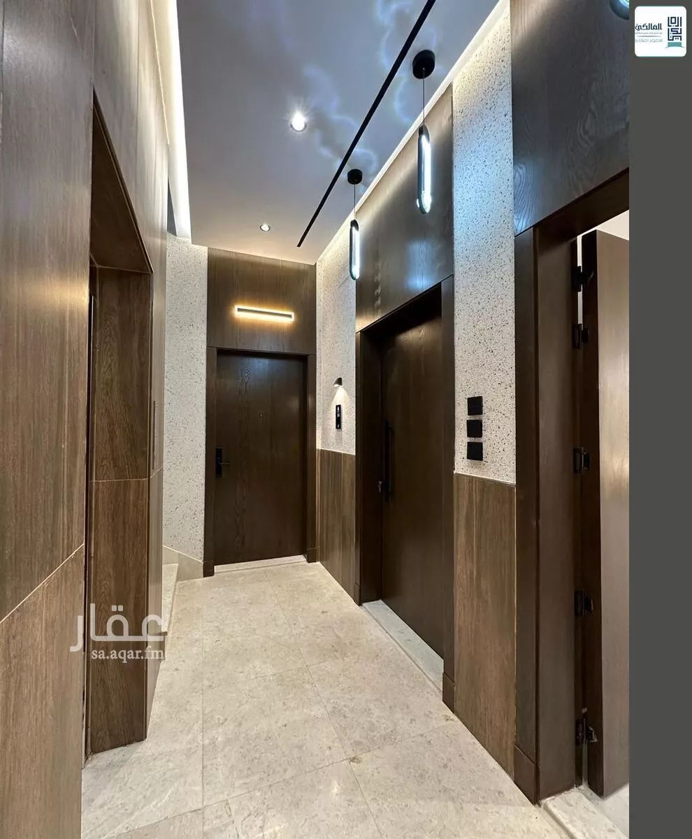 شقة 4 غرف في الروضة 8