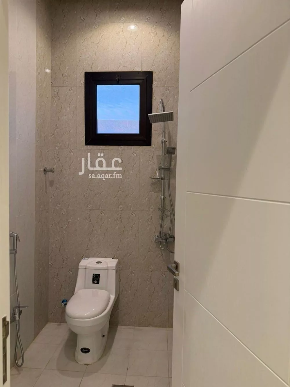 دور 3 غرف في العارض 14