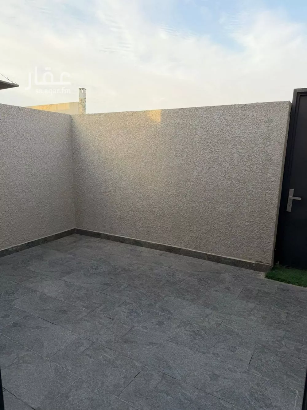 دور 3 غرف في العارض 17