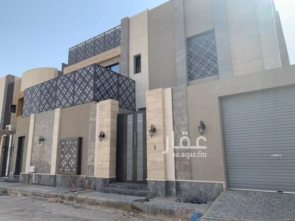 دور 3 غرف في العارض 21