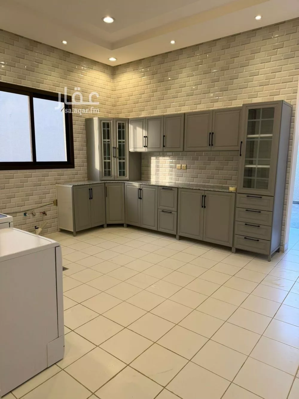 دور 3 غرف في العارض 22