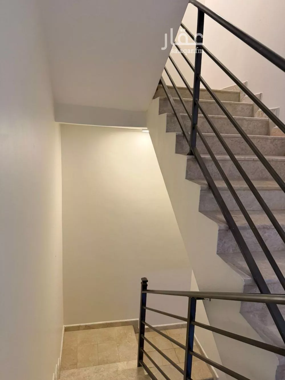 دور 3 غرف في العارض 23